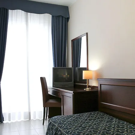 Mediterraneo Suisse 酒店