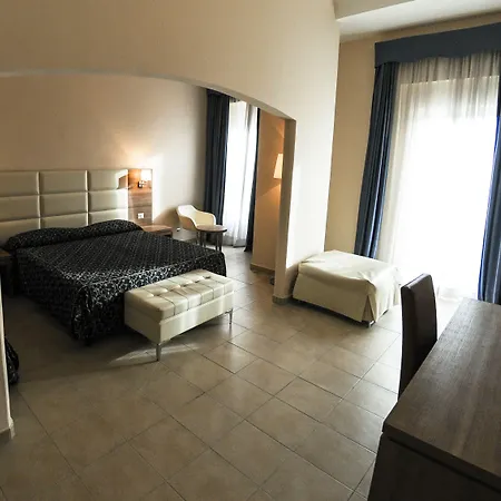 Mediterraneo Suisse Hotel