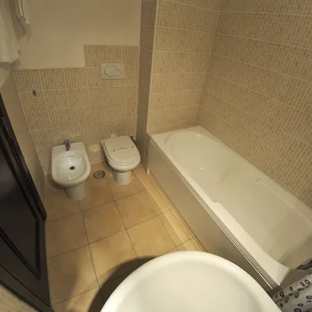 Hotel Mediterraneo Suisse 3*