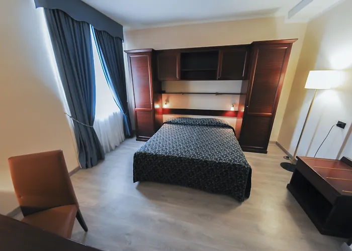 Hotel Mediterraneo Suisse 3*